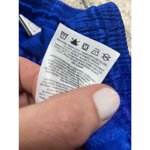 Nike Royal Blue Basketball Shorts Size Medium - Picture 7 of 7